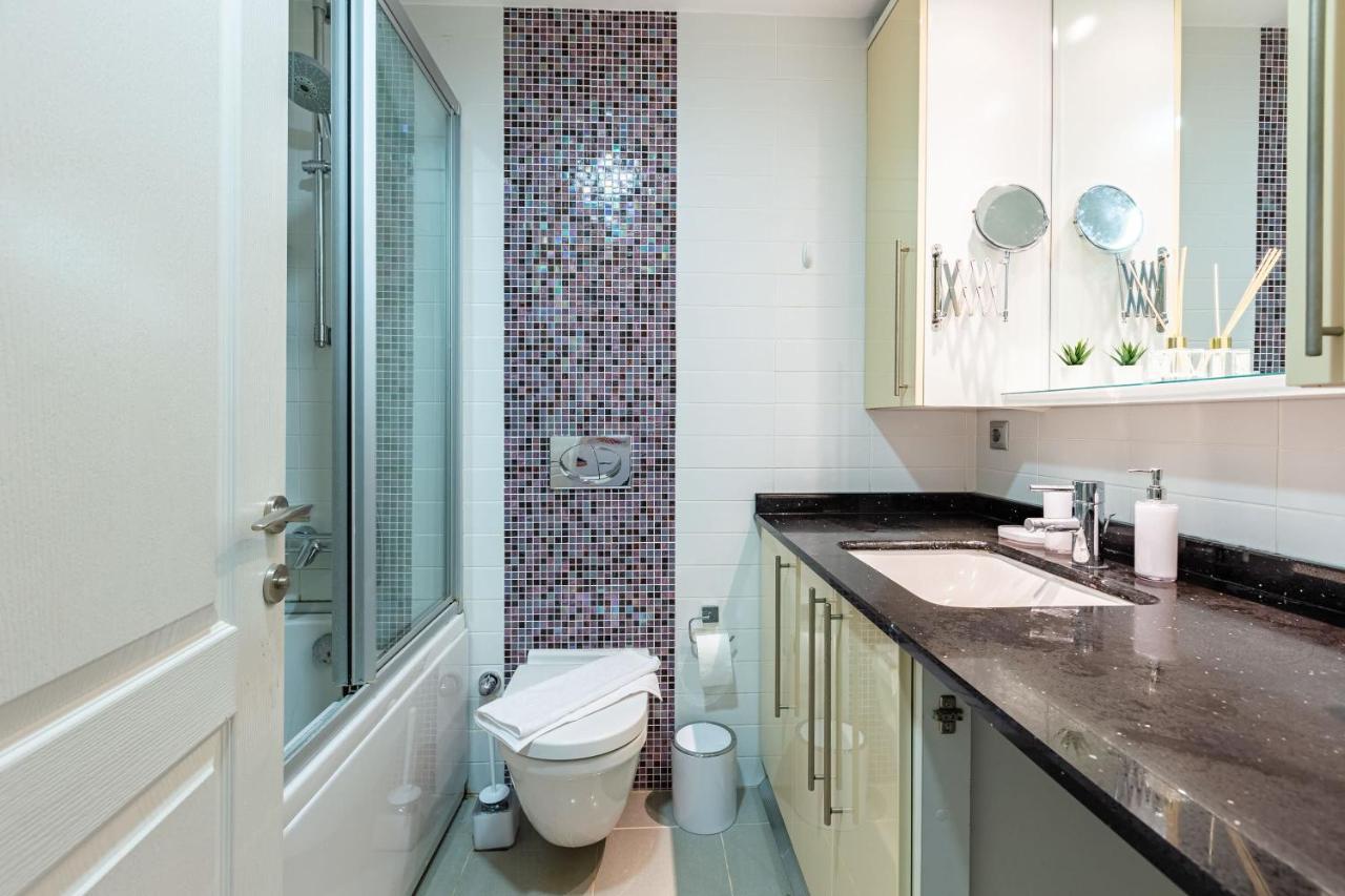 Flat With Excellent Location In Tesvikiye, Sisli Apartment Istanbul Exterior photo